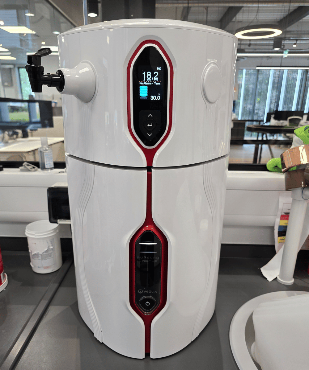 lab desktop water system